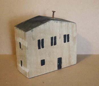 Tiny House #2025